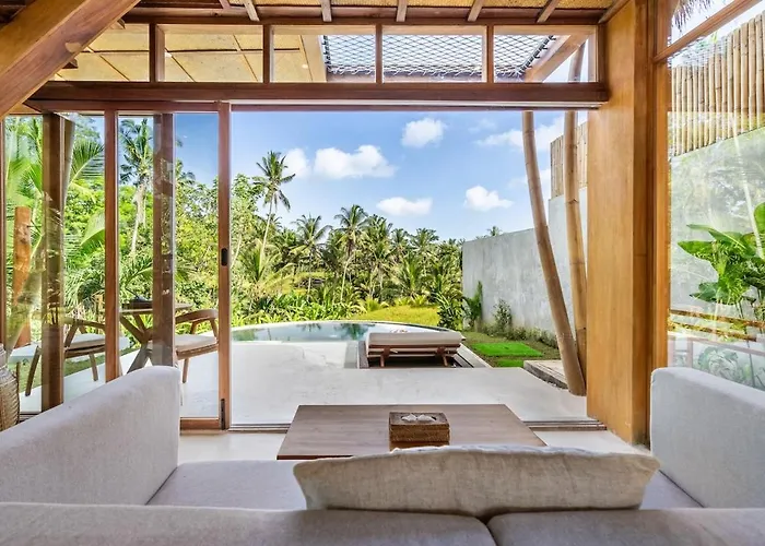 Villa Tropical Bamboo Luxury Aliapard I Ubud