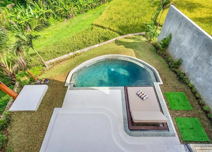 Tropical Bamboo Luxury Aliapard I Villa *