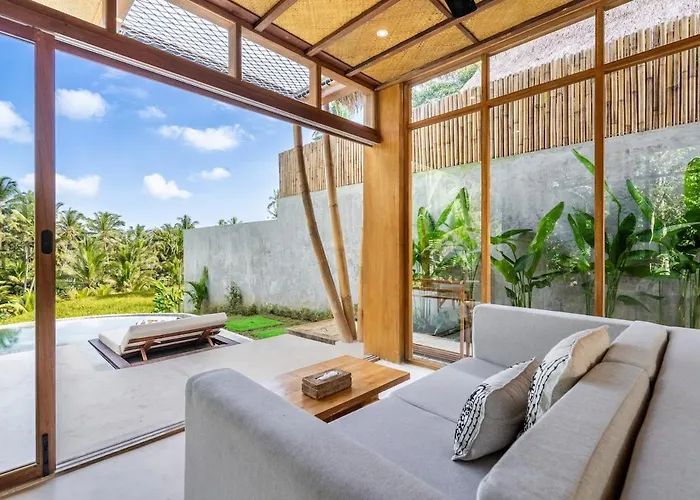 Villa Tropical Bamboo Luxury Aliapard I