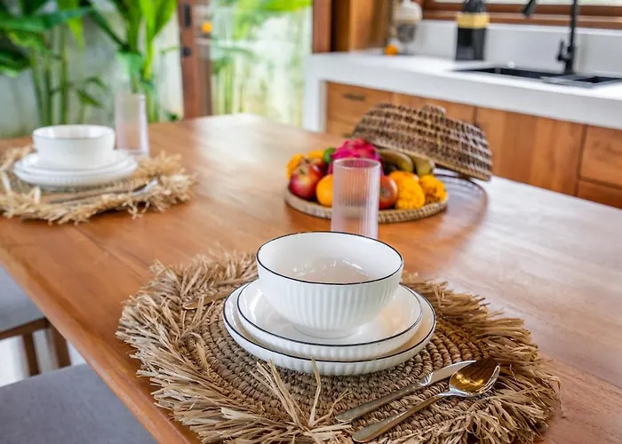 Tropical Bamboo Luxury Aliapard I